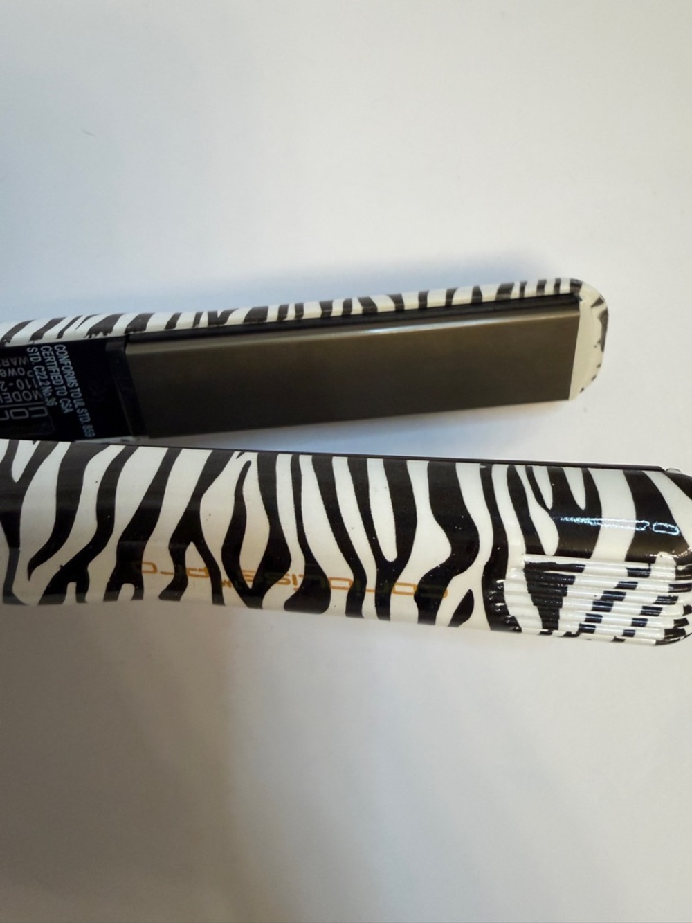 Corioliss Zebra Print Hair Straightener Flat Iron 1 inch - Black & White - Picture 9 of 9